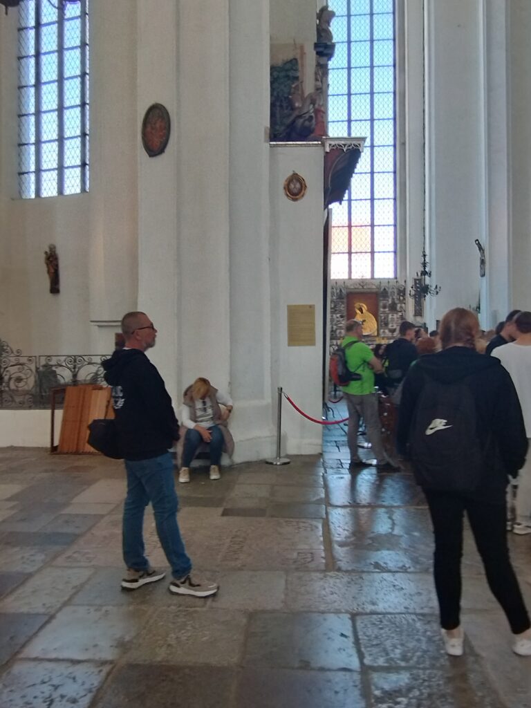 1686131482463