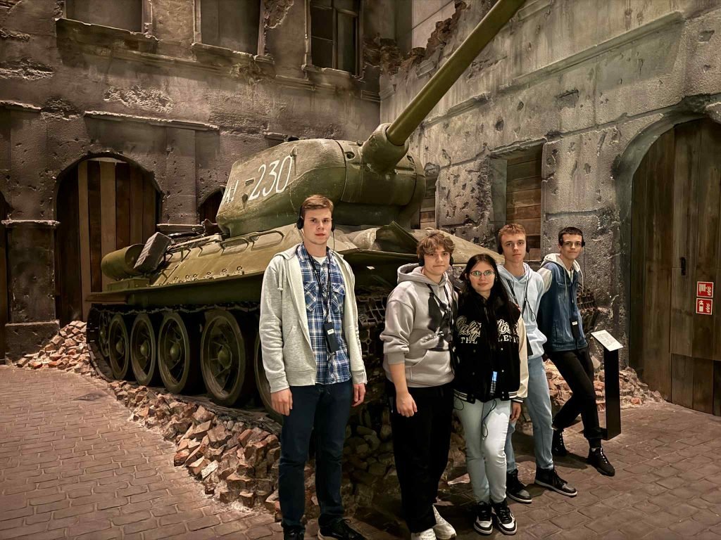 Messenger_creation_9F8C89CF-F401-44C8-B197-972985414360