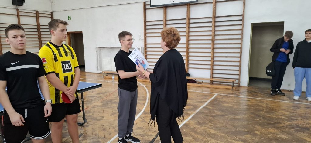 4e0a2edc-e010-42ba-b975-0765fc64726b