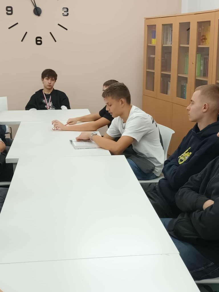 Messenger_creation_119F3DCD-243B-4DC3-8941-ADA2C6430C5D