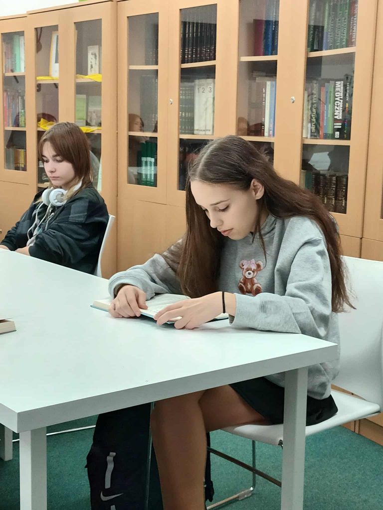 Messenger_creation_25B714AA-E154-4C4A-8F66-49721185F203