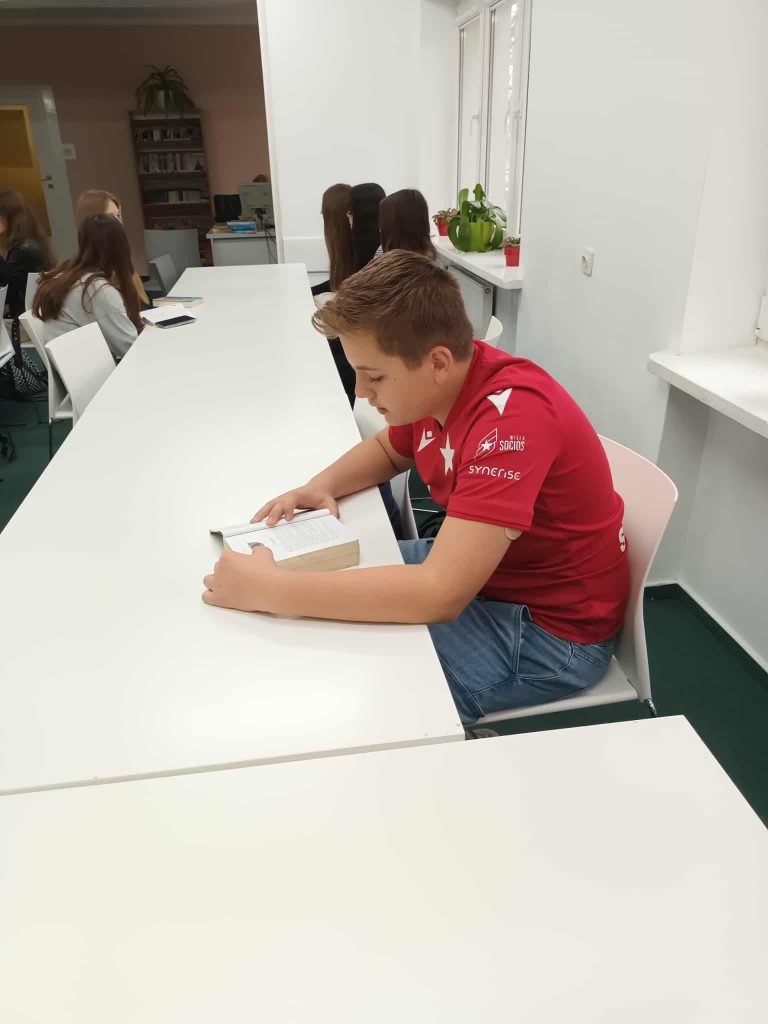 Messenger_creation_4347C470-14D9-49E2-BBFB-57B23DB38A51