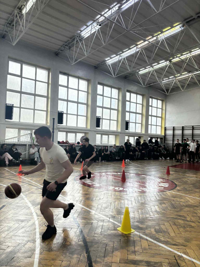 Messenger_creation_4C344036-C542-4264-8A38-2C69DB3F2C89 (Na stronę)