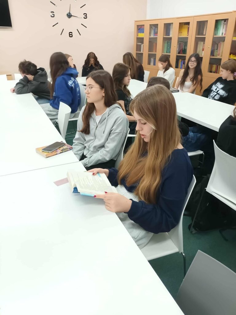 Messenger_creation_4D79F921-FEDB-4F3B-890F-9F2569D9858A