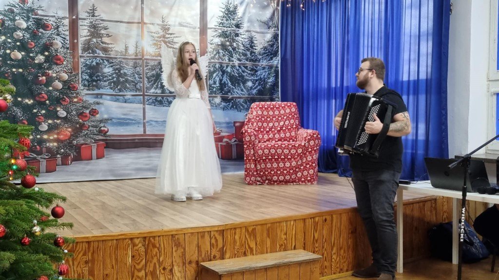 26a78470-c893-4eae-99ae-5a5b90a7ca86 (Na stronę)