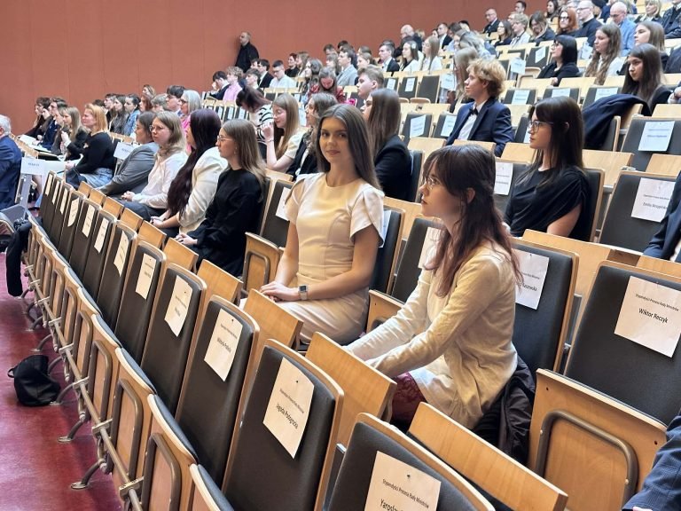 att.YNbtHDcR_VLjnV5S3sTiOPh4Jp0AladmJ-US_pgL0T8